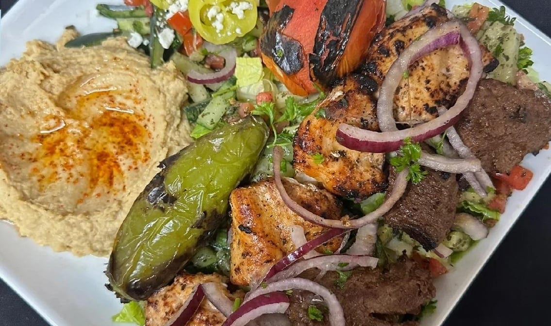 101. Low Carb Beef & Chicken Combo Kebab Plate (2 Skewers).