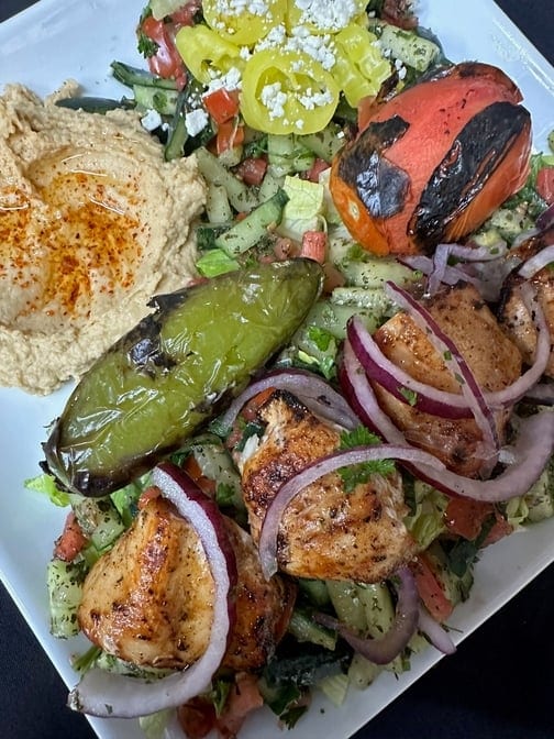 111.Low Carb Chicken Kebab Plate.